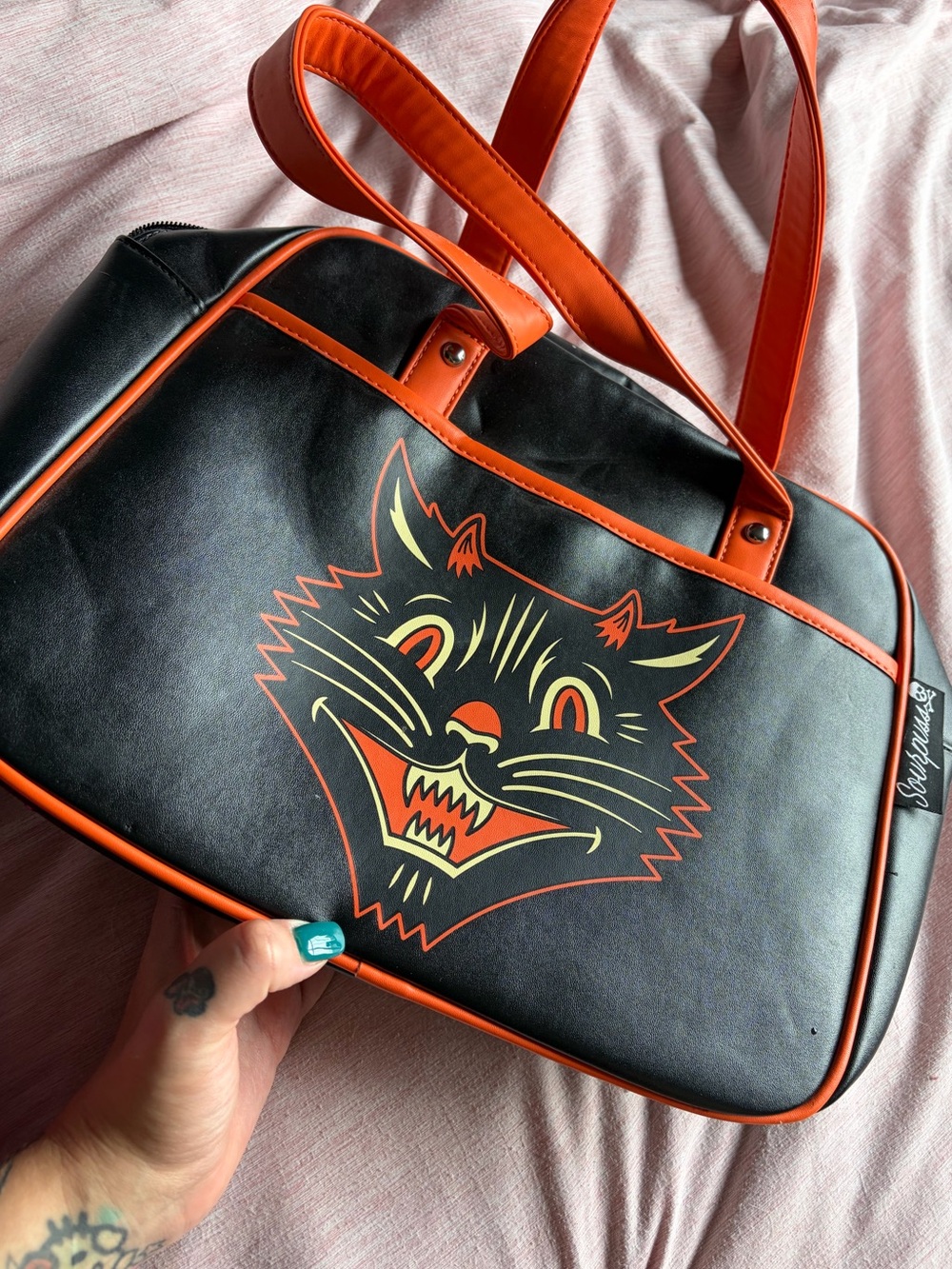 Sourpuss Halloween cat bowler bag